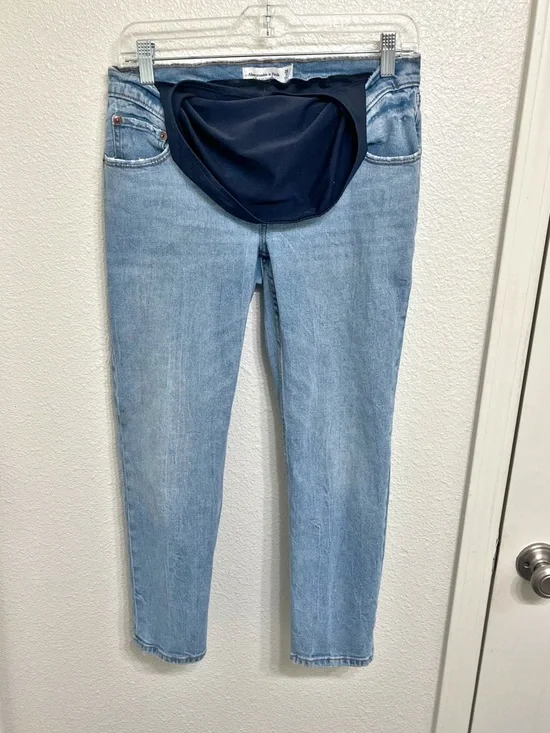 Abercrombie & Fitch Maternity The Ankle Straight Jean 26/2 Short - Picture 6 of 8